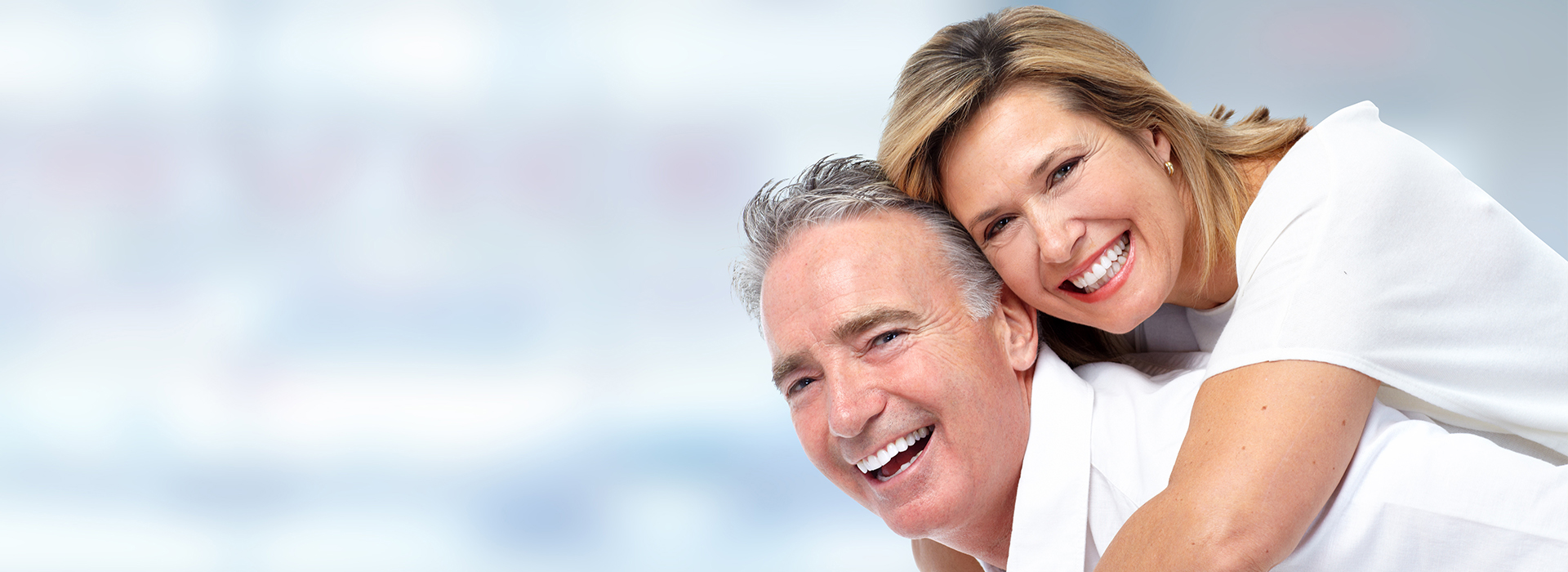 Pauly Dental | Extractions, Ceramic Crowns and Root Canals